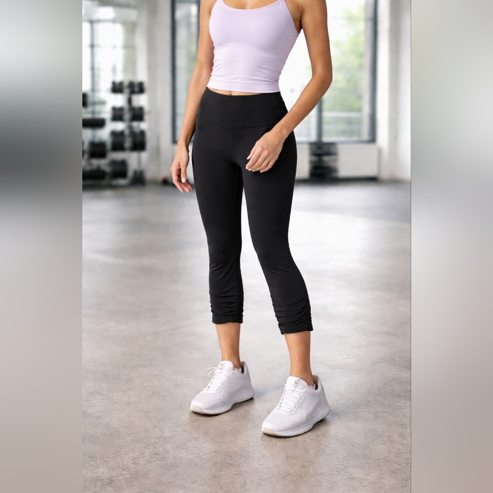 Lululemon Wunder Under Crop Black Pleated Ruched Hem Leggings Size 6